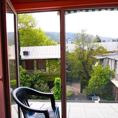 Green Stairs Guest House Tiflis Dış mekan fotoğraf
